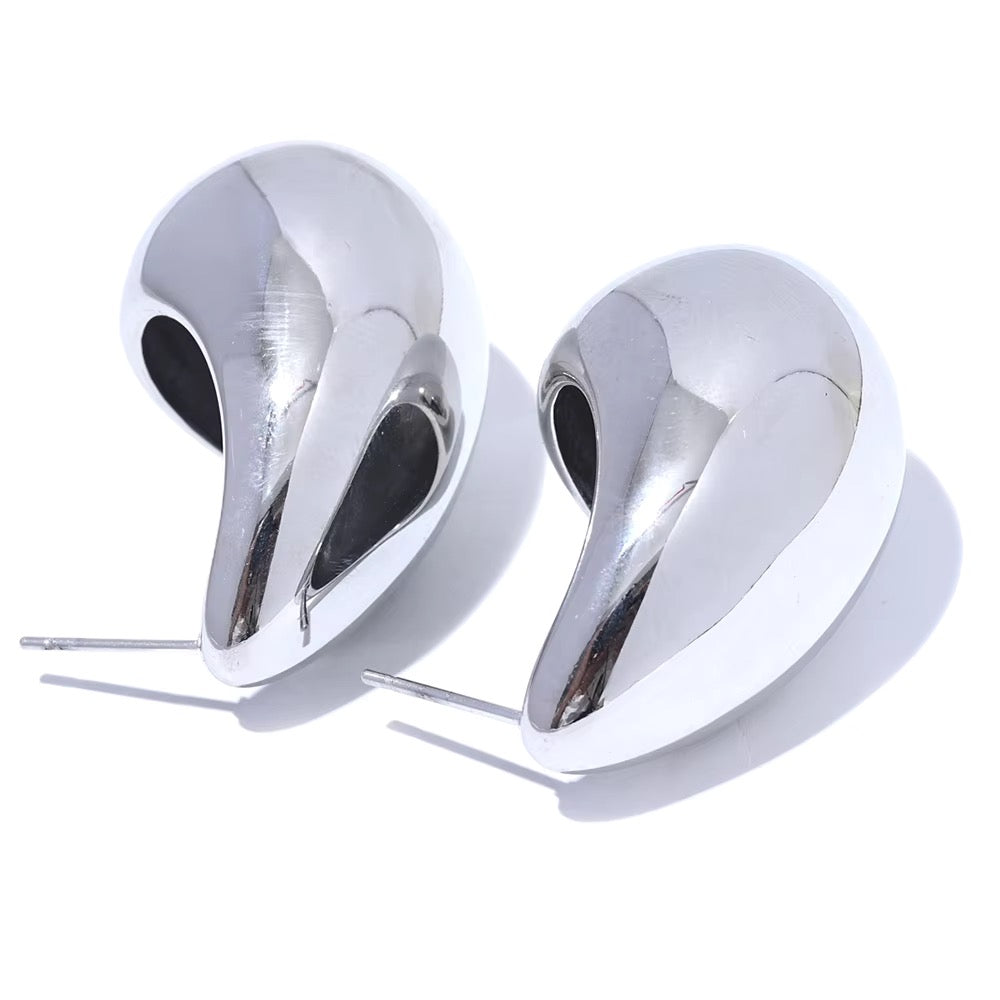 Lia Earrings