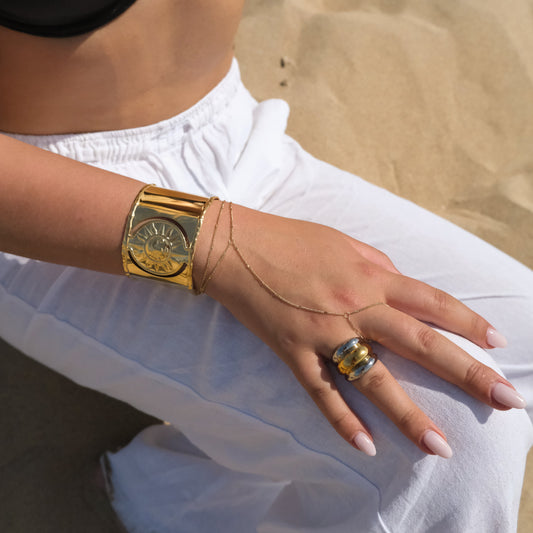 Maja Handchain